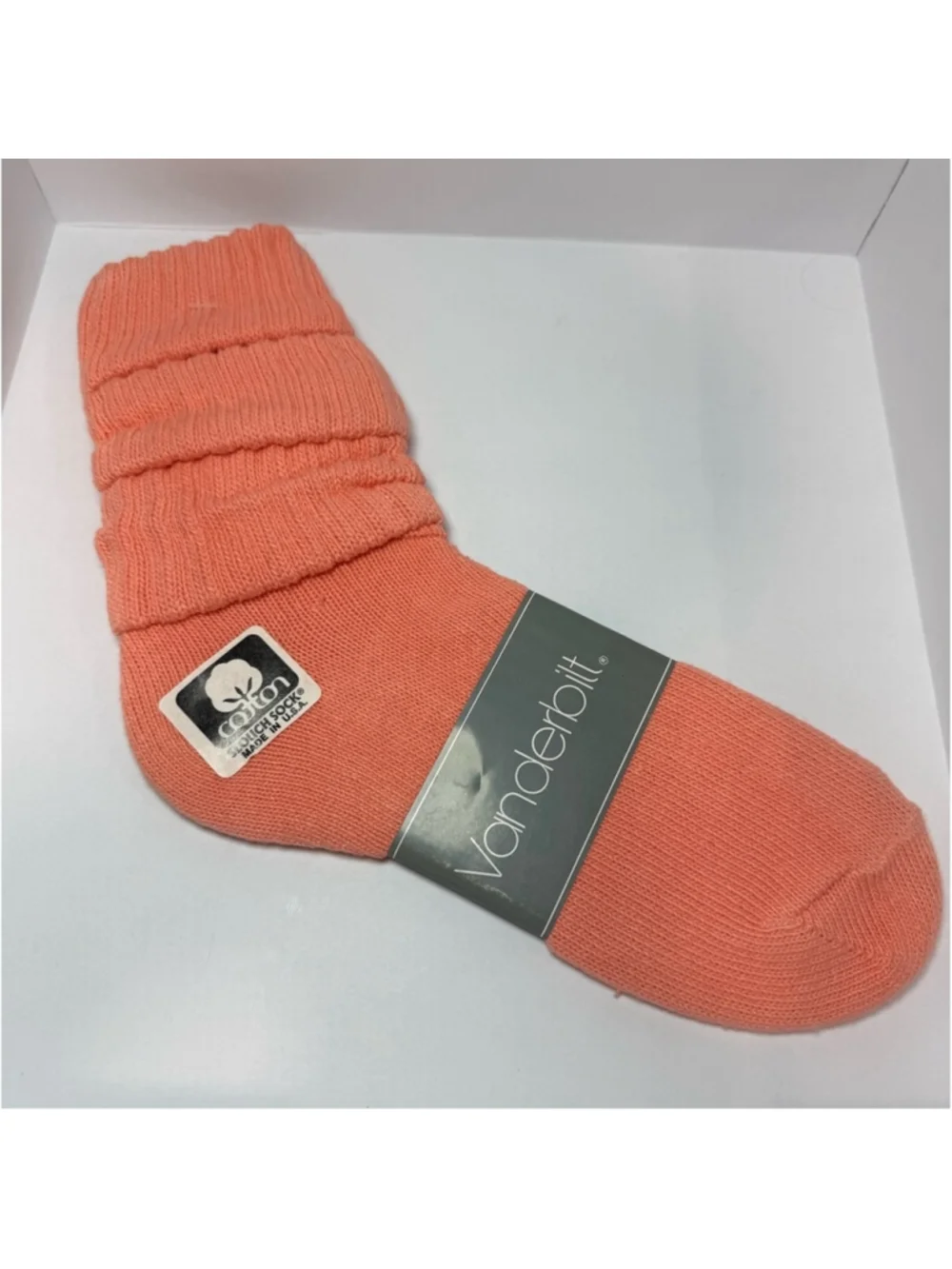 Vanderbilt Vintage Slouch Socks –Coral Peach – 100% Cotton – USA – Size 9–11 NWT